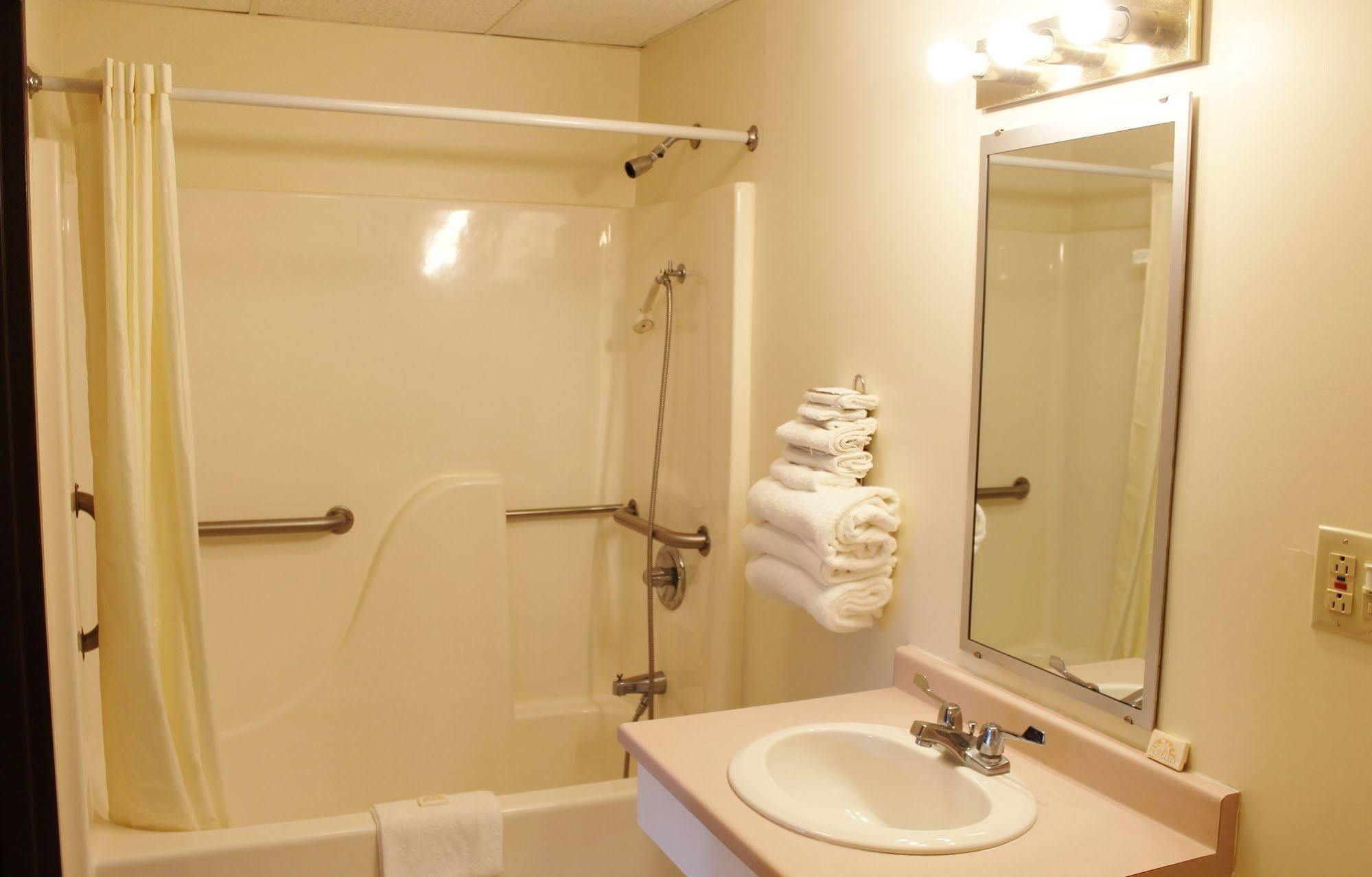 ألكساندريا Otter Creek Inn المظهر الخارجي الصورة