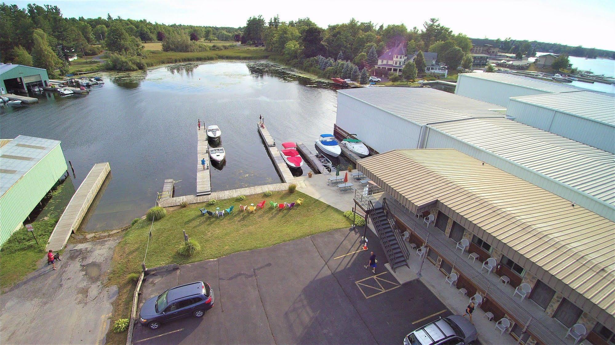 ألكساندريا Otter Creek Inn المظهر الخارجي الصورة